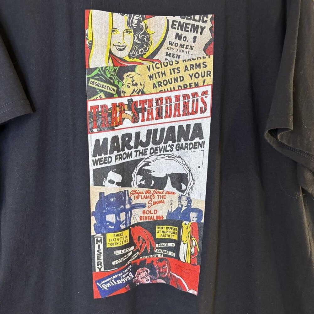Hot Topic T Shirt Reefer Madness Graphic Comic Style Men's 2 XL Black - Picture 3 of 8